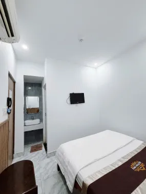 PHÒNG TIÊU CHUẨN 303